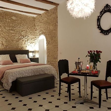 Bed and Breakfast Le Grand Coudreau Nazelles-Negron Exterior foto
